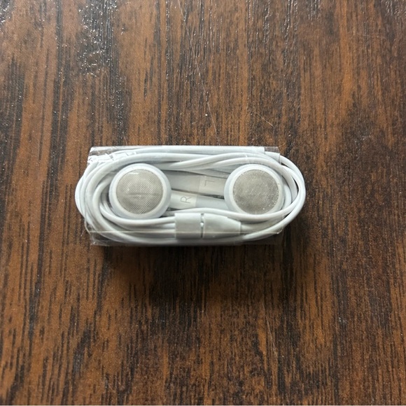 Apple Wired EarPods - Picture 5 of 5